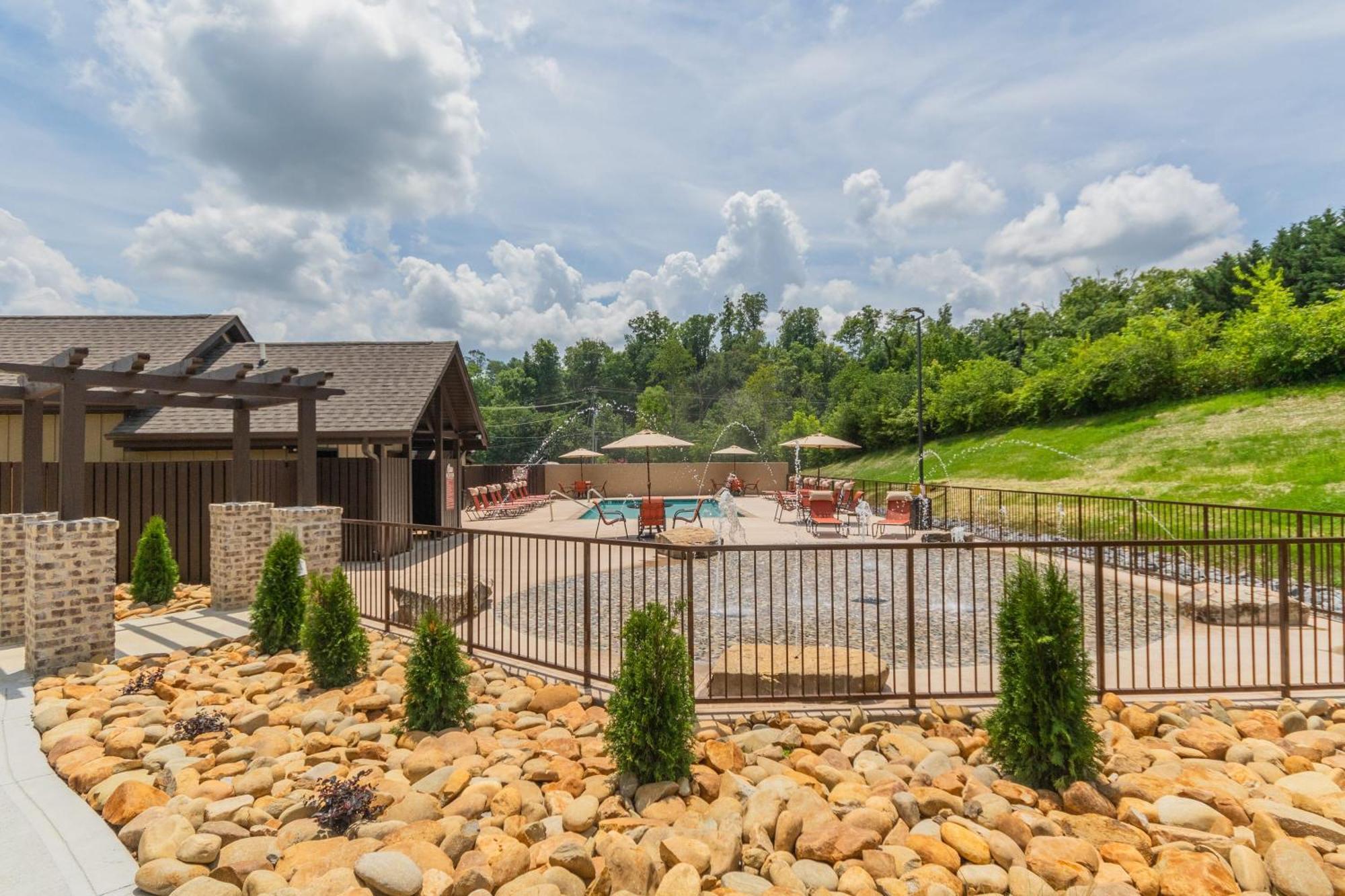 New 3 Bedroom Apartment Sleeps 6 Pigeon Forge Dış mekan fotoğraf